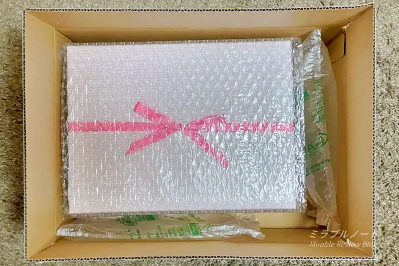 ミルキーセレクションの梱包
本体の箱はプチプチで保護
内部の隙間にはクッション材が入っている